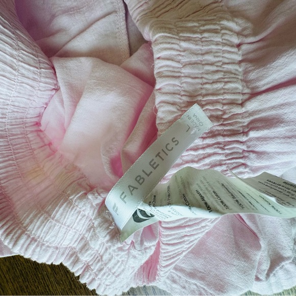 Fabletics Light Pink Set - Picture 11 of 11